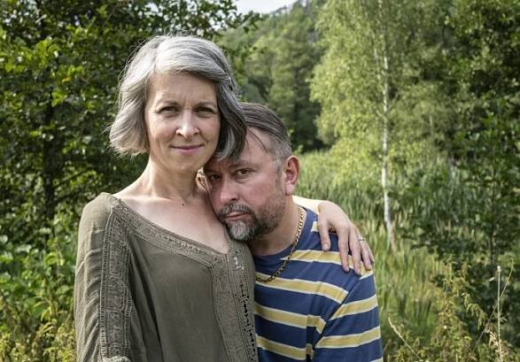 FOTO: Marek Daniel a Ivana Uhlířová v seriálu Osada. – stránka 5