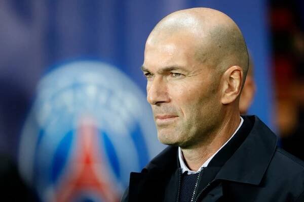 Zinédine Zidane a "envie de continuer" à entraîner, sans évoquer de destination