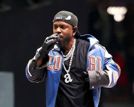 Was Kendrick Lamar's Super Bowl Necklace a Nod to His Drake Feud? Fans Think So