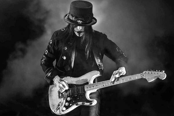 Mick Mars Medical Condition: What To Know About It & Legacy