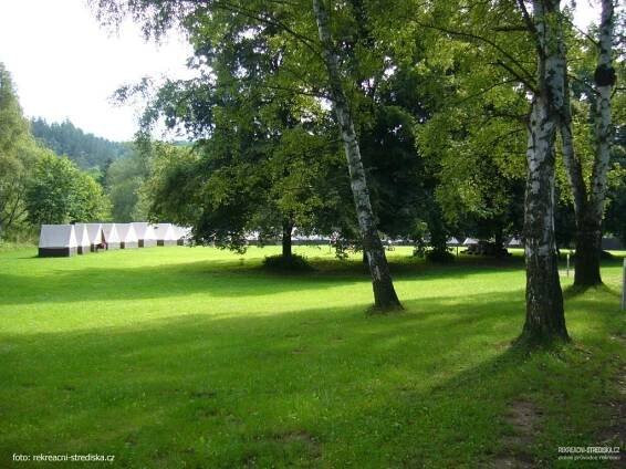 Rekreační areál Sázavský ostrov - ubytování, počasí, teplota, vybavení, hodnocení, foto