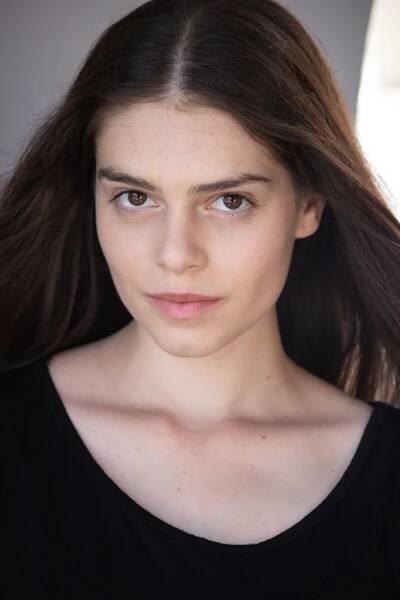 Leona Sklenickova – RESET ACTORS