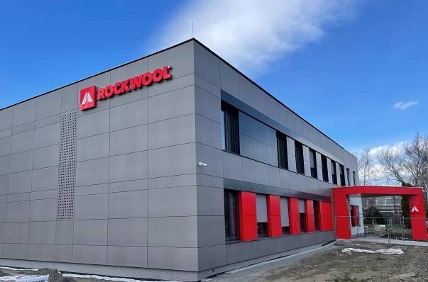 Prístavba a stavebné úpravy administratívnej budovy Rockwool a.s. v Bohumíne - Techteam