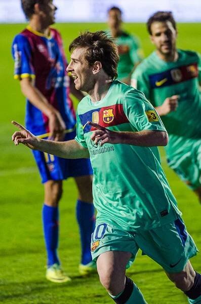 Soubor:Messi - Levante UD vs FC Barcelona - Carlos RM.jpg – Wikipedie