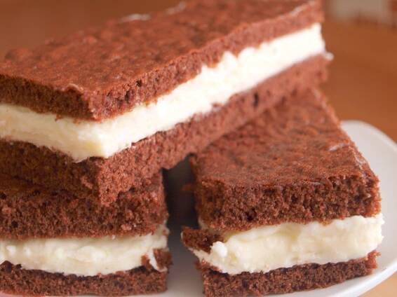 Tvarohové řezy à la "kinder mléčný řez"