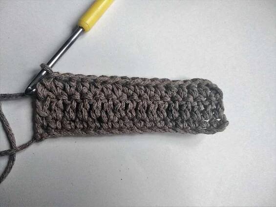 Začínáme háčkovat první očka a sloupky
