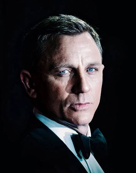 Daniel Craig
