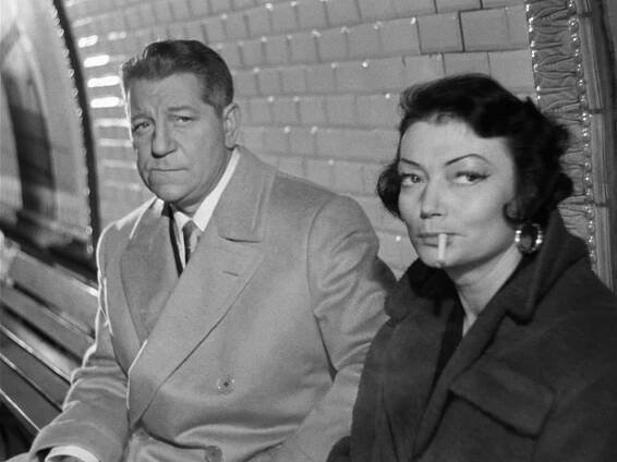 Když je v Paříži noc - Z filmu - Jean Gabin, Lila Kedrova