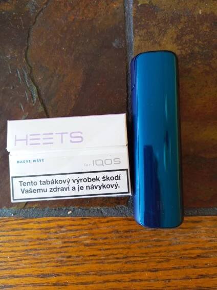 Iqos Lil Cosmic Blue + 9x Heets cigareta - Lékárna a zdraví