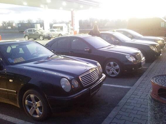 1999 Mercedes Benz W210 320 3.2 V6 benzín 165 kW 315 Nm