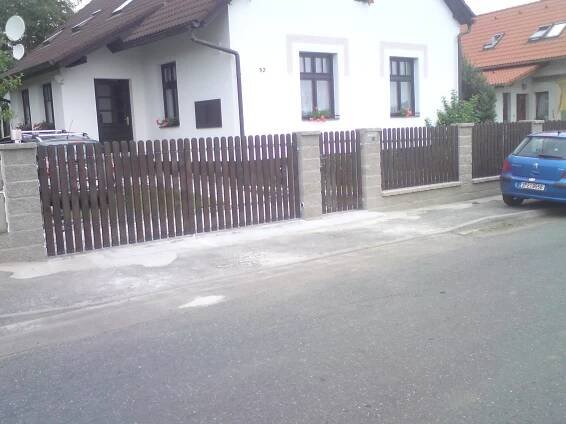 Křídlová vjezdová vrata - Zámečnictví Král