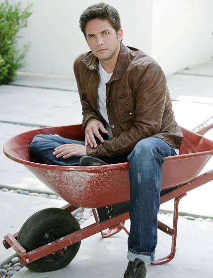 Brandon BarashBrandon Barash "Soap Dishes" Cookbook Photo ShootLos Angles7/20/10©John Paschal/jpistudios.com310-657-9661