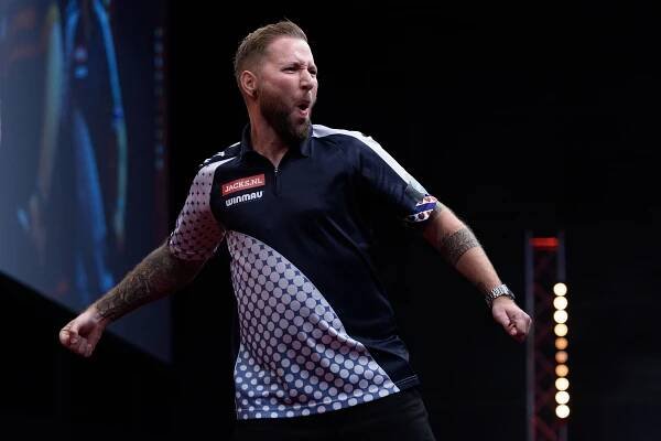 Noppert & Van Barneveld avancent lors de la première journée à Amsterdam