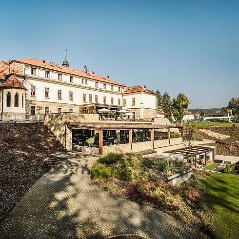 THE 10 BEST Restaurants Near Wellness & Spa Hotel Augustiniansky dum
