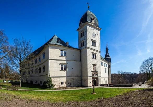 Z Turnova za princeznou Jasněnkou - Cyklotrasy, cyklobusy - Český ráj - Turnov