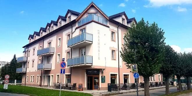 Zimní či jarní pohoda v Třeboni: pobyt se snídaněmi, romantickou večeří a hodinou ve wellness