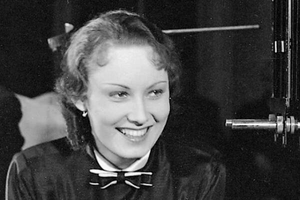 Helena Třeštíková vzpomíná,  že natáčení s Lídou Baarovou bylo složité. „Ona byla velmi náladová a pila. Její nálady kolísaly" | foto:  Scherl,  SZ-Photo,  ČTK