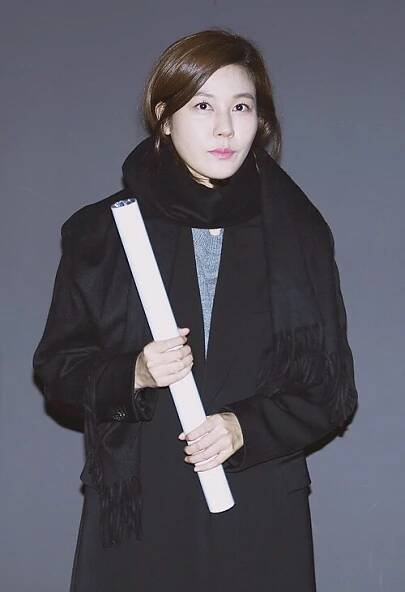 Kim Ha-neul - Wikipedia