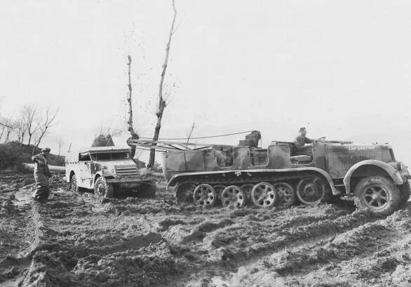 Sd.Kfz. 7 (prehľadová téma / v službách cudzích armád) : Německo (DEU)