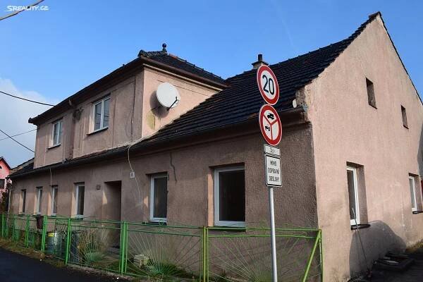 Prodej  rodinného domu 220 m², pozemek 687 m², Nový Jičín - Bludovice, okres Nový Jičín