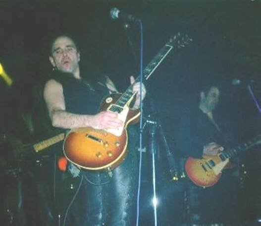 Soubor:Thin Lizzy's Brian Robertson.jpg