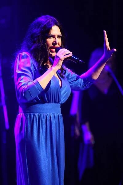 FOTO: Ilona Csáková se velmi změnila. – stránka 8