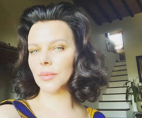Debi Mazar Biography - Facts, Childhood, Family Life & Achievements