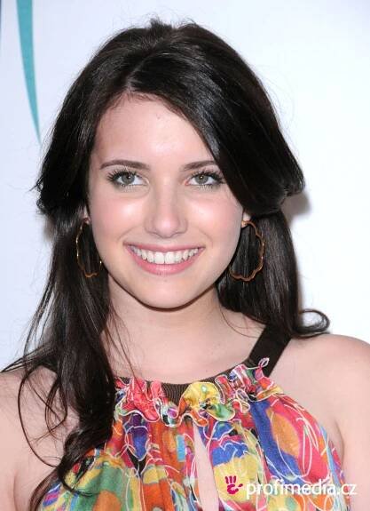 Emma Roberts - celebrity účes - HappyHair
