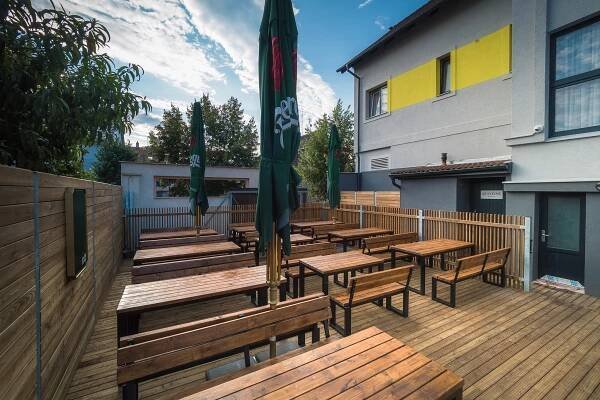 Venkovní terasa - Restaurace U Gigantu