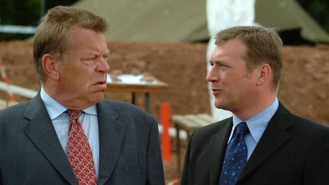 Warren Clarke