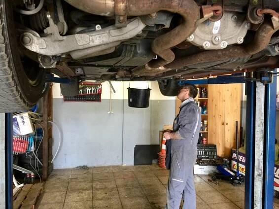autoservis – Pneuservis46 – pneuservis Praha, výměny a uskladnění pneumatik