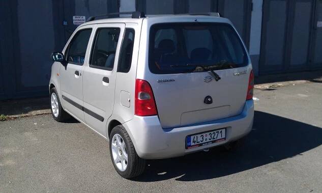 2004 Suzuki Wagon R / Stingray 1.3 benzín 69 kW 118 Nm