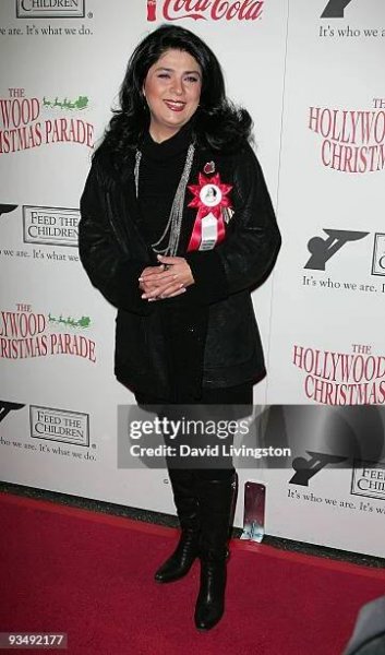 Actress Victoria Ruffo arrives for the 2009 Hollywood Christmas Parade at The Roosevelt Hotel on November 29, 2009 in Hollywood, California.
