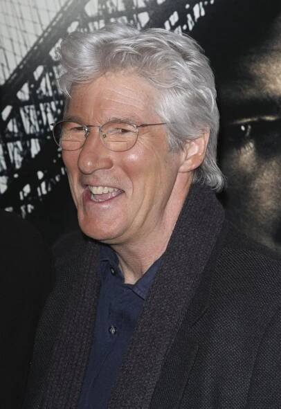 Richard Gere v restauraci obtěžoval vdanou ženu, vykopli ho z ní