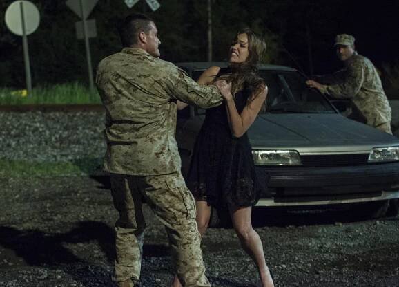 Banshee - Hromový muž - Z filmu - Lili Simmons