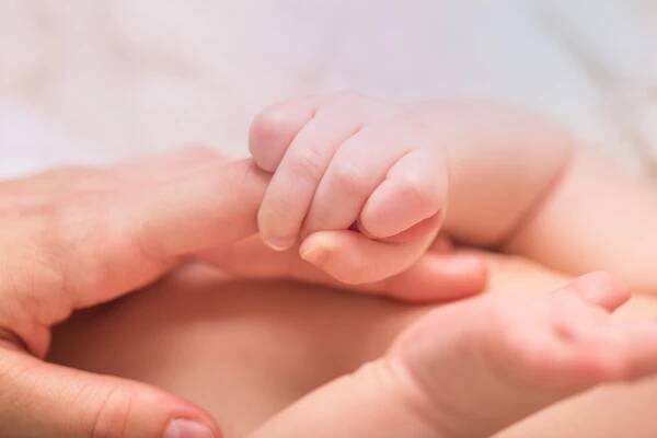 Náhradní mateřství - eticky, sociálně a také psychicky náročný proces