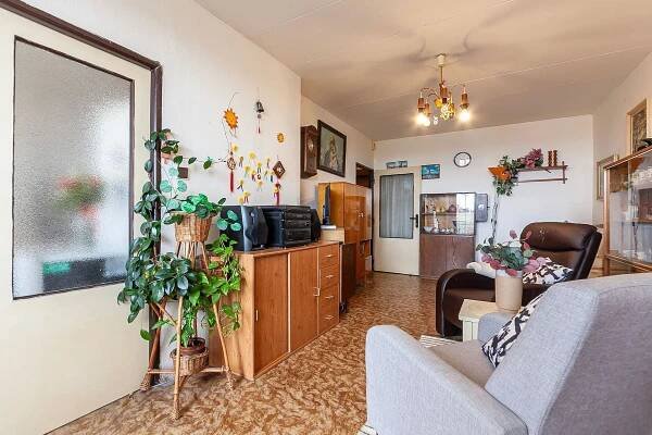 Prodej bytu 2+1 62 m², Bouřilova, Praha, Praha