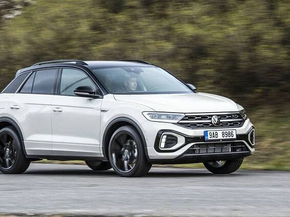 TEST VW T-Roc 2.0 TSI DSG 4Motion R-Line – Jak málo stačí