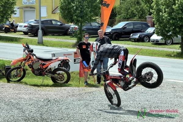 KTM již 20 let v Hradci Králové - Foto-Moto.eu