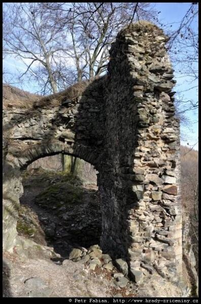 Osek–Rýzmburk – fotografie / hrady-zriceniny.cz
