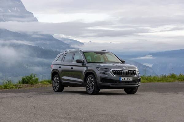 Exteriér: Nové offroadové designové prvky přinášejí robustnější vzhled - Škoda Storyboard