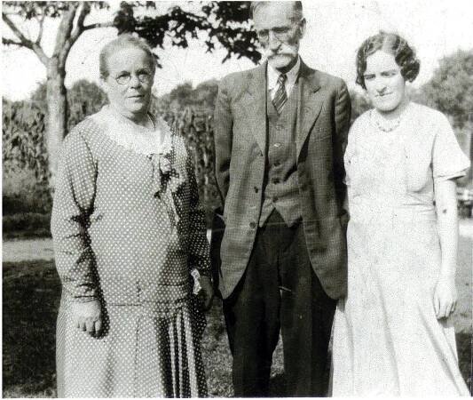 Photo: Cindy, Jim, & Lula