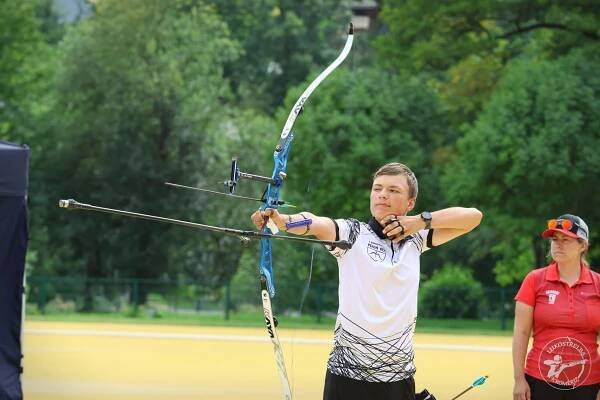 Mladí plzeňští lukostřelci zcela ovládli kategorii do 18 let na MČR - FOTKY - QAP.cz
