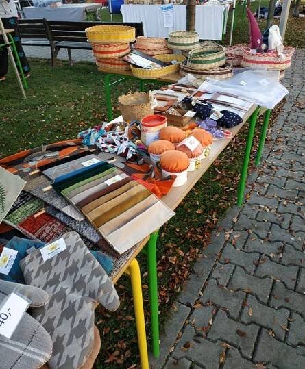 Klienti komunitního bydlení ze Světlé nad Sázavou na trzích v Golčově Jeníkově | Vysočina-news.cz