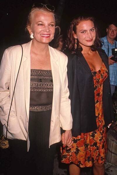 American actors Gena Rowlands (left) and her daughter, Zoe Cassavetes, attend Andrea Marcovicci's opening night performance at the Westwood Playhouse, Westwood, California, September 4, 1990.