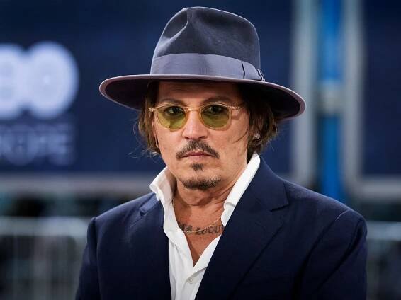 Johnny Depp Is Trying His “Gold-Digger” Argument Against Amber Heard Once More With Feeling