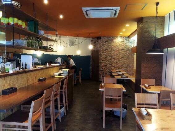Pizzeria fermata | ビークランプデザインスタジオ