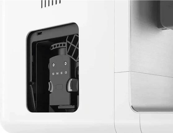 Automatický automatický kávovar Smeg BCC13WHMEU 1350 W bílý Kód výrobce BCC13WHMEU