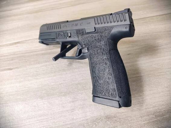 Gravírování zbraně CZ P-10 C 1