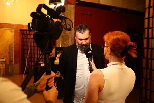 FOTO: Michal Samir během rozhovoru pro eXtra. – stránka 2